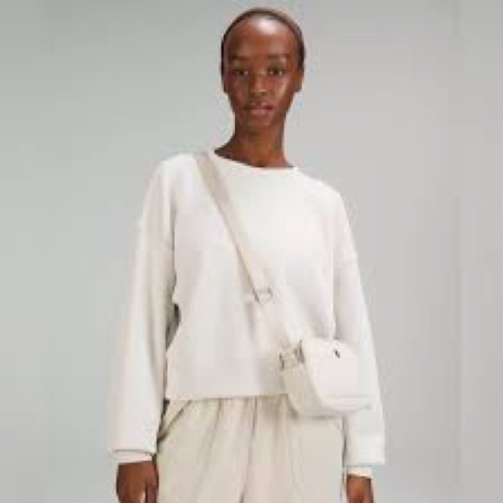 lululemon athletica Light Ivory Crossbody Camera Bag